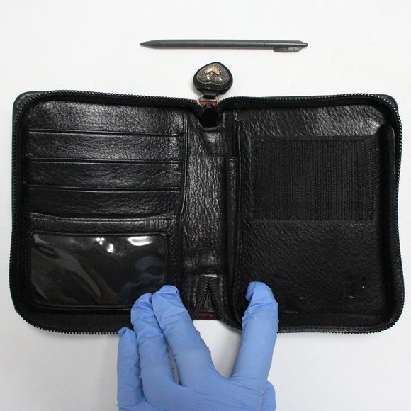 Black & Brown Heart Shaped Zipper Pull PDA Holder or Case Only - Picture 7 of 11